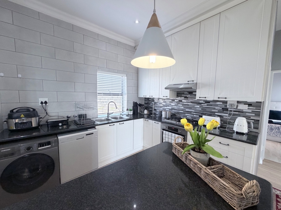 3 Bedroom Property for Sale in Big Bay Western Cape